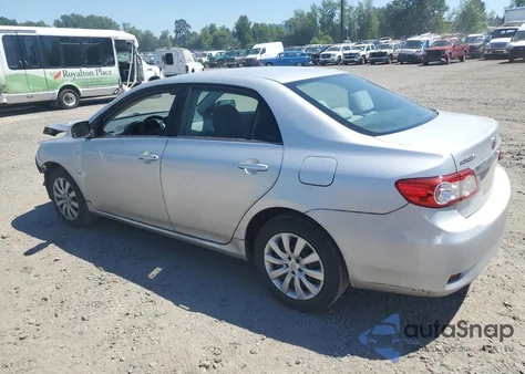 2013 Toyota Corolla Base из США, поврежденный, VIN 2T1BU4EE0DC032015